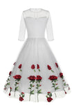 Preto Uma Linha Rosa Vestido Floral dos anos 1950 com meias mangas
