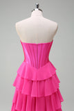 Fuchsia A Line Strapless Corset Tiered Prom Dress com Folhos