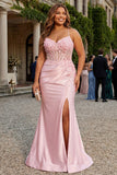 Vestido de baile de finalistas com alças finas de sereia cor-de-rosa com alças finas floral plus size e fenda