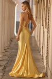 Vestido comprido de baile amarelo com contas e sereia sem alças, com fenda