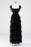 Uma linha preta pescoço quadrado vestido formal em camadas