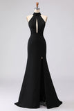 Vestido Preto Sereia Comprido com Decote Halter e Racha para Cerimónias