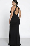 Vestido Preto Sereia Comprido com Decote Halter e Racha para Cerimónias