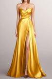 Amarelo A-Line Strapless Wrap Ruched cetim longo vestido formal com fenda