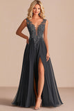 Carvão A Line V-Neck Lace Long Mother of the Bride Dress with Appliques