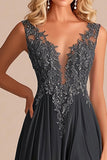 Carvão A Line V-Neck Lace Long Mother of the Bride Dress with Appliques