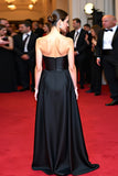 Uma linha preta sem alças cetim arco vestido de gala com fenda