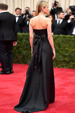 Uma linha sem alças preto cetim arco vestido de gala