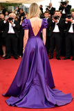 Dark Purple Deep V-Neck Um Vestido de Gala Linha Com Mangas Curtas