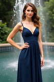 Navy Open Back Spaghetti Correias A-Line Long Wedding Guest Dress