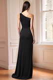 Preto simples um ombro vestido de dama de honra sereia com fenda