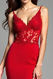 Red Spaghetti Correias Sereia Appliqued Long Prom Dress