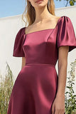 Borgonha Cetim Square Neck A-Line Tea Length Vestido Formal com Mangas Curtas