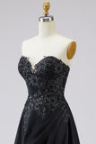 Vestido de Baile Longo Preto Sem Alças Linha-A Apliques e Fenda
