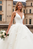 Marfim Decote em V De Baile/Princesa Longos Tule Vestido de Noiva