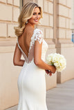 Sereia Marfim Decote em V Sweep/Brush Trem Vestido de Noiva com Apliques