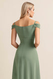 Bainha de eucalipto ombro frio Ruched longo vestido de dama de honra com fenda