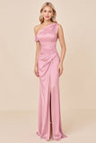 Um ombro cetim blush rosa vestido longo dama de honra com fenda