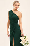 Pine Ruched um ombro longo vestido de dama de honra com fenda
