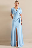 Vestidos Para Casamento Convidada com Fenda Azul Céu Bainha Decote em V Longo Cetim