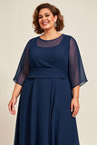 Marinha Chiffon Uma Linha Plus Size Mãe De Noiva Vestido com 3/4 Mangas