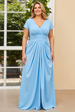 Vestido Mae Noiva com Mangas Curtas Céu Azul Decote em V Chiffon Tamanhos Grandes