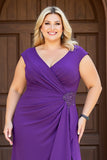 Bainha Roxo Decote em V Chiffon Tamanhos Grandes Longos Vestido Mae Noiva