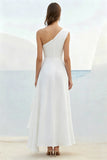 Vestido Branco Comprido de Tubinho com Um Ombro e Folhos para Cerimónia