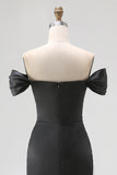 Vestido de Cerimónia Preto Comprido com Ombro a Ombro Aplicações e Fenda