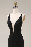 Vestido formal comprido em cetim de sereia preta com renda
