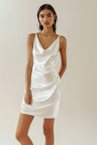 Vestidinho Branco Cetim Curto/Mini Bodycon Decote em V