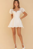 Vestidinho Branco Linha-A Mangas Curtas Renda Curto