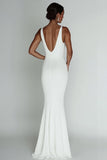 Vestido de Noiva Decote em V Sereia Branco Simples Longo Cetim