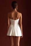 Vestidinho Branco com Arco Sem Alças Linha-A Curto/Mini Cetim