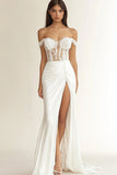 Vestido de Noiva com Fenda Sereia Branco Fora do Ombro Ruched Cetim Longo