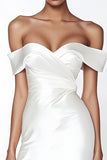 Vestidinho Branco Curto/Mini Fora do Ombro Bodycon Cetim