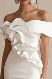 Vestidinho Branco Fora do Ombro Curto/Mini Cetim Bodycon
