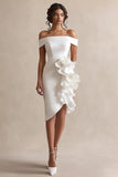Vestidinho Branco Fora do Ombro Curto/Mini Cetim Bodycon