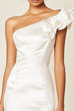 Vestidinho Branco Um Ombro Cetim Bodycon Assimétrico Curto/Mini