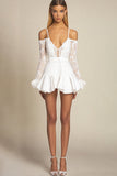 Vestidinho Branco com Mangas Compridas Renda Curto/Mini Linha-A