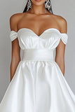 Branco Uma linha fora do ombro vestido de formatura