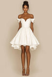 Branco Uma linha fora do ombro cetim babado vestido de formatura