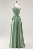 Verde Uma linha de um ombro Ruched vestido de dama de honra com fenda