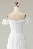 Branco Off The Shoulder Ruffle Vestido de Graduação
