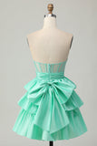 Verde A-line Strapless Tiered Corset frisado curto Homecoming Dress com arco