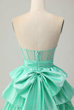 Red Strapless A-line Tiered Corset frisado curto Homecoming Dress com arco