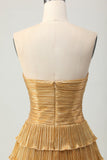 Metalizado dourado sem alças cortado plissado em camadas curto homecoming vestido