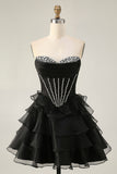 Espartilho preto sem alças em camadas uma linha curto Homecoming Dress com frisos