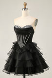 Espartilho preto sem alças em camadas uma linha curto Homecoming Dress com frisos