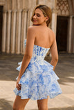 Branco Azul Flor A-Line Espartilho Sem Alças Tiered Vestido Curto Homecoming